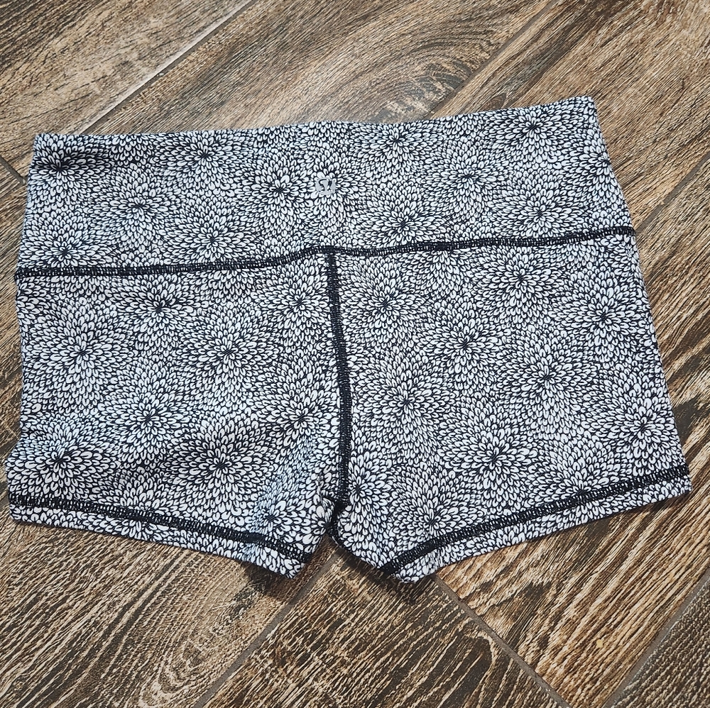 Lululemon shorts